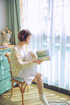 红衣小女孩2